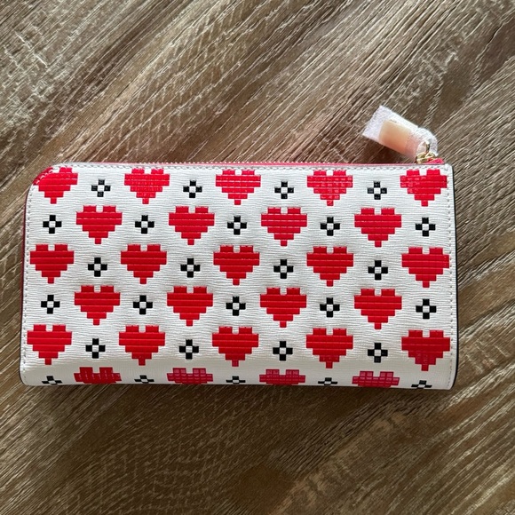 Kate Spade Pixel Heart Wallet - Picture 2 of 5